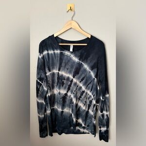Medium Glyder Navy Tie Dye Long Sleeve Lounge Shirt